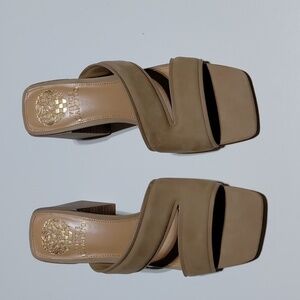 VINCE CAMUTO JINANI Women's Leather Block Heel  Sandals Size 6.5M